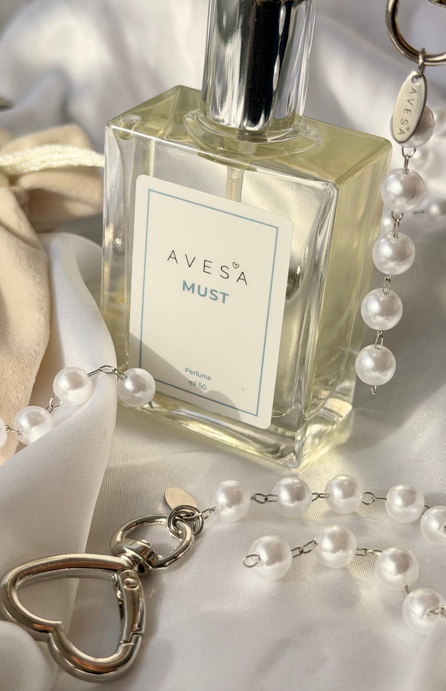 AVESA | בושם בריח נקי